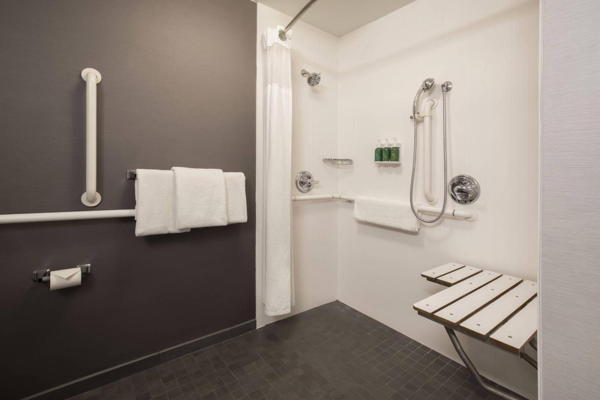 Double Double Room, Guest room, 2 Double
